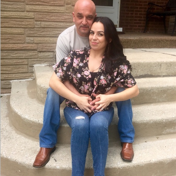 Meet your Posher, Albertina - Picture 3 of 3